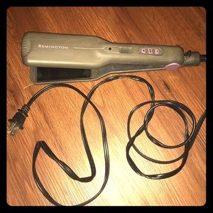 Remington Hair Straightener